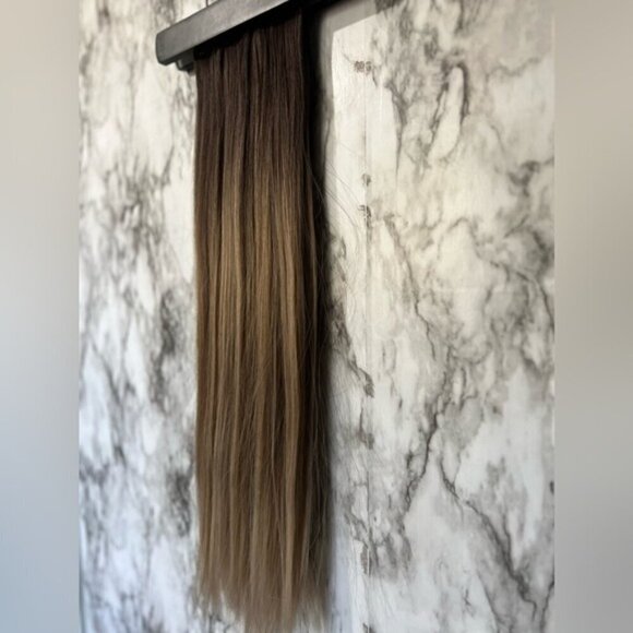 24 Inch Balayage Style Clip in Hair Extensions Brown to Light Blonde - Picture 2 of 6